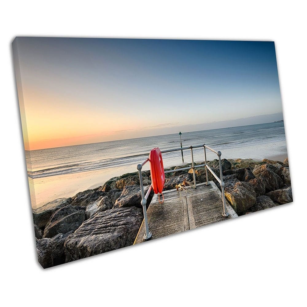 Ein kleiner Steg am Strand Sandbänken Poole Dorset bereit zum Aufhängen von Leinwandkunstdruck -Leinwand Druck